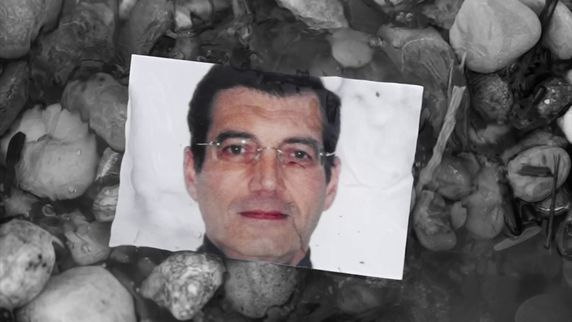 Qui est Aqababe, l'influenceur qui traque Xavier Dupont de Ligonnès et agace la justice?