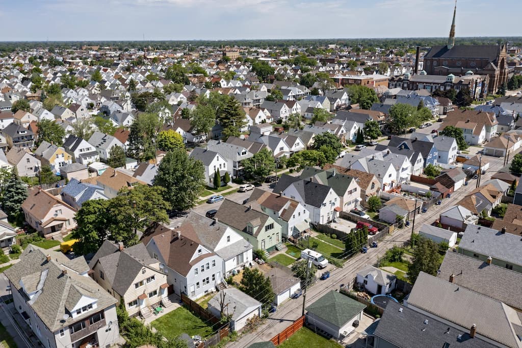 États-Unis : après avoir soutenu l’arrivée d’immigrés musulmans, la communauté LGBT d’Hamtramck craint pour ses droits - Valeurs actuelles